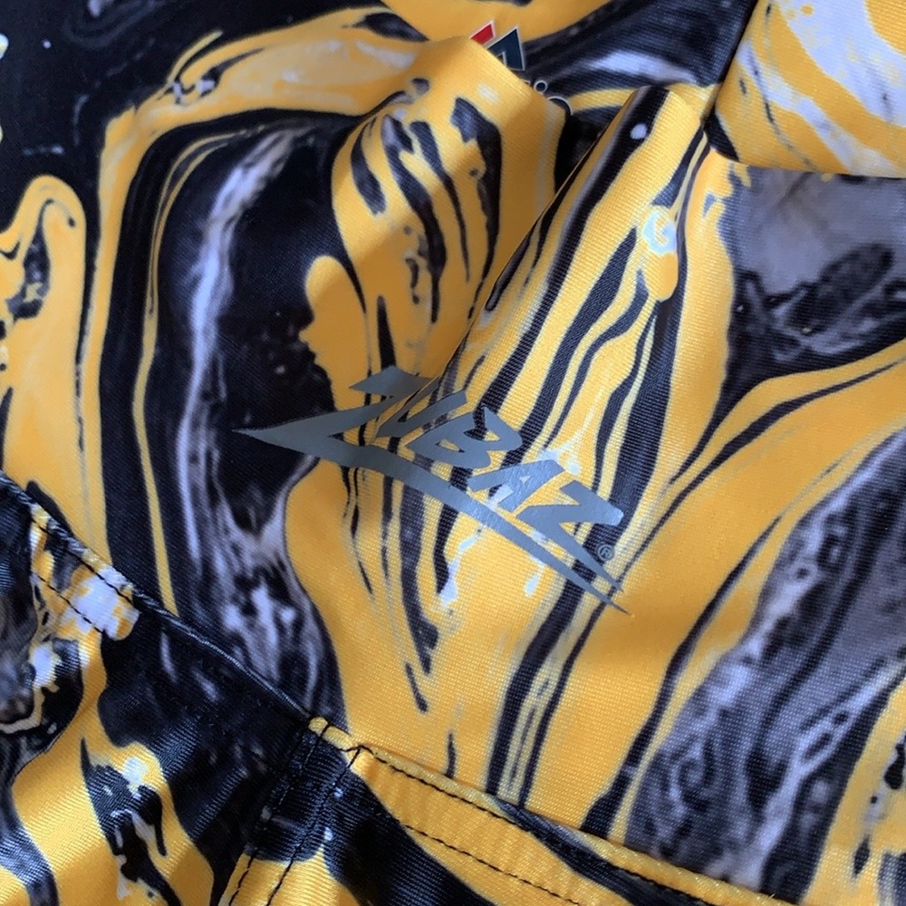Zubaz x Majestic Women's Leggings Pittsburgh Steelers NFL Back Gold Swirl XS - Picture 3 of 9